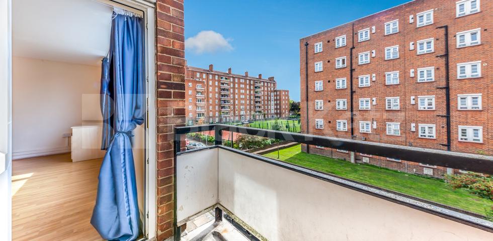 Spacious 3 bed to let in the heart of Camden  Castle Road, Camden